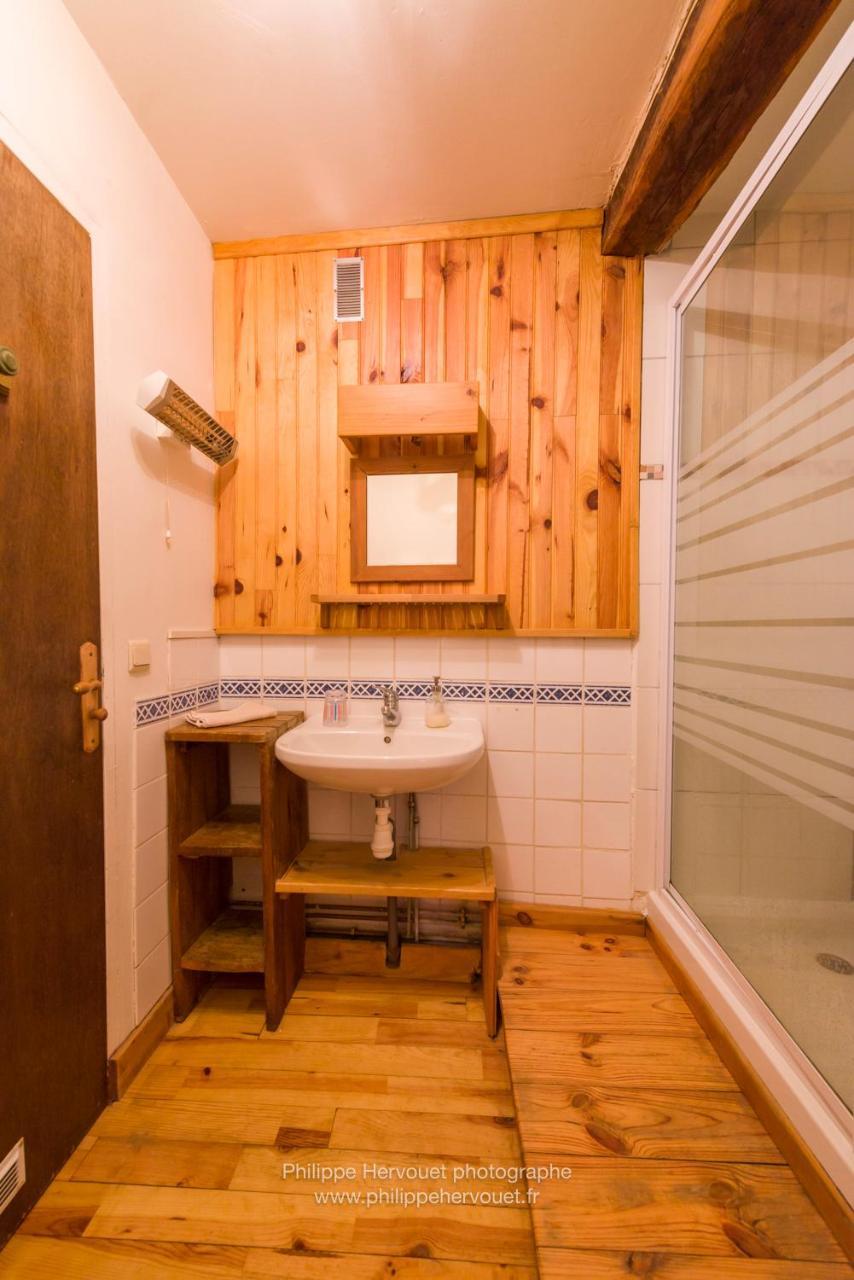 Bed and Breakfast Les Soleils Merinchal Экстерьер фото